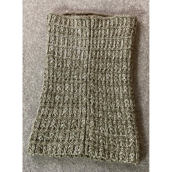 Betsey Johnson Metallic Silver Knit Sparkle Infinity Scarf With Pearl Accents - Picture 2 of 7